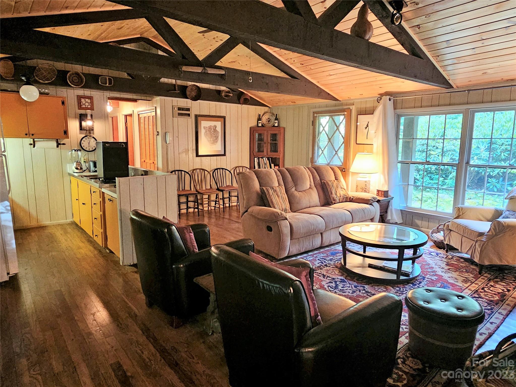 6386 Hemlock Road Newland, NC 28657 - Photo 8 of 21 Gallery Image 8