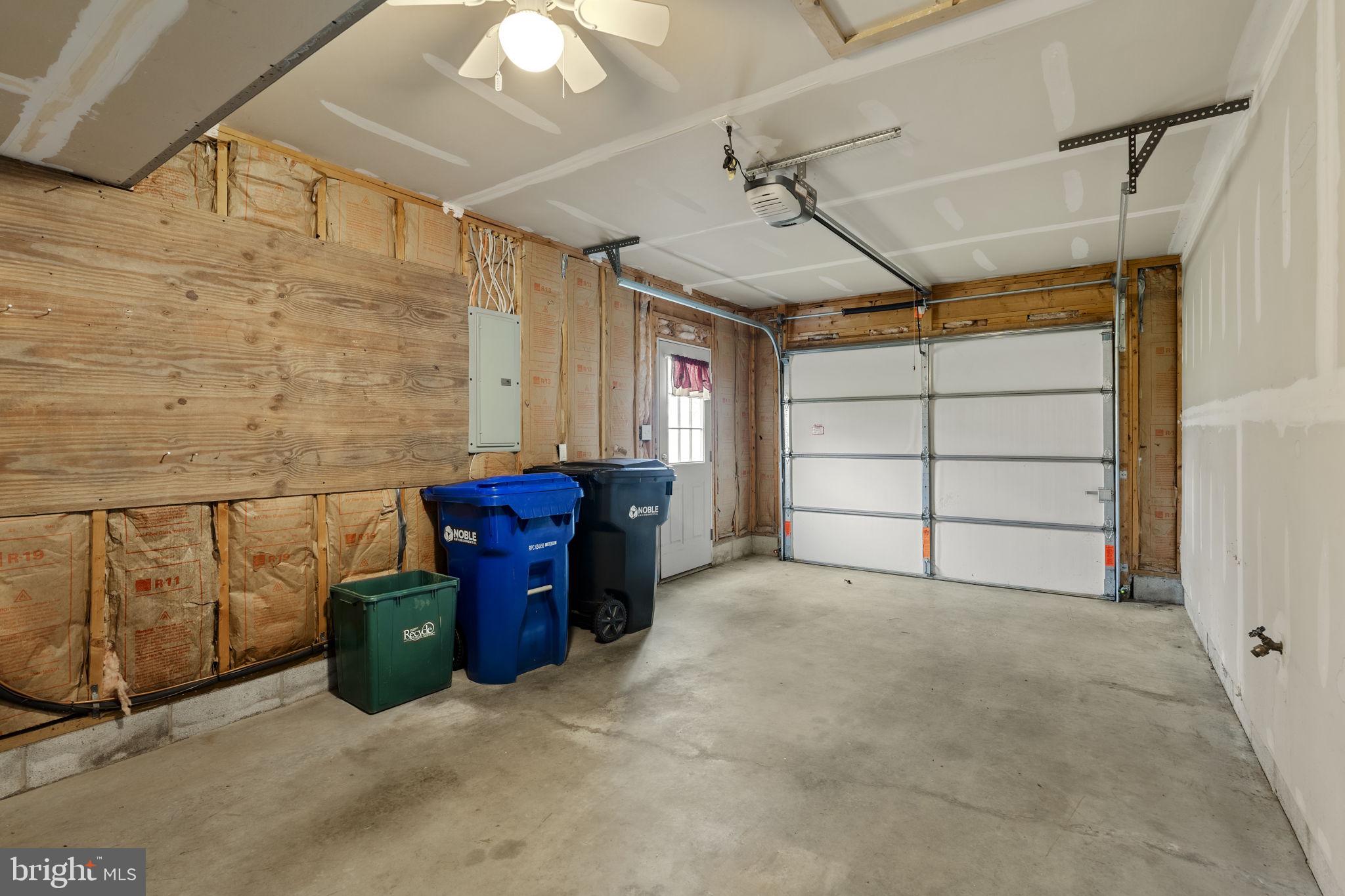 136 Bridle Path New Holland, PA 17557 - Photo 25 of 38 a view of a garage