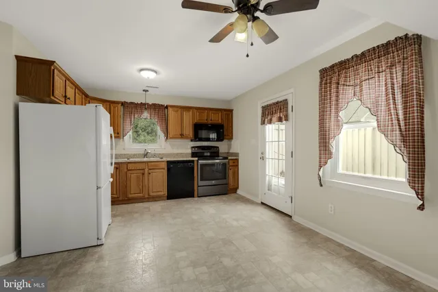 $309,900 | 136 Bridle Path, New Holland, PA 17557