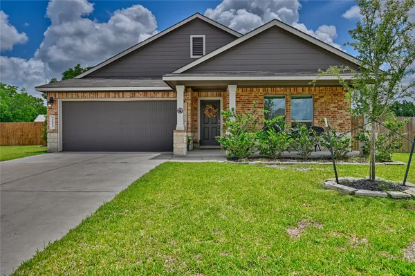 $269,900 | 711 Davy Street, Brenham, TX 77833