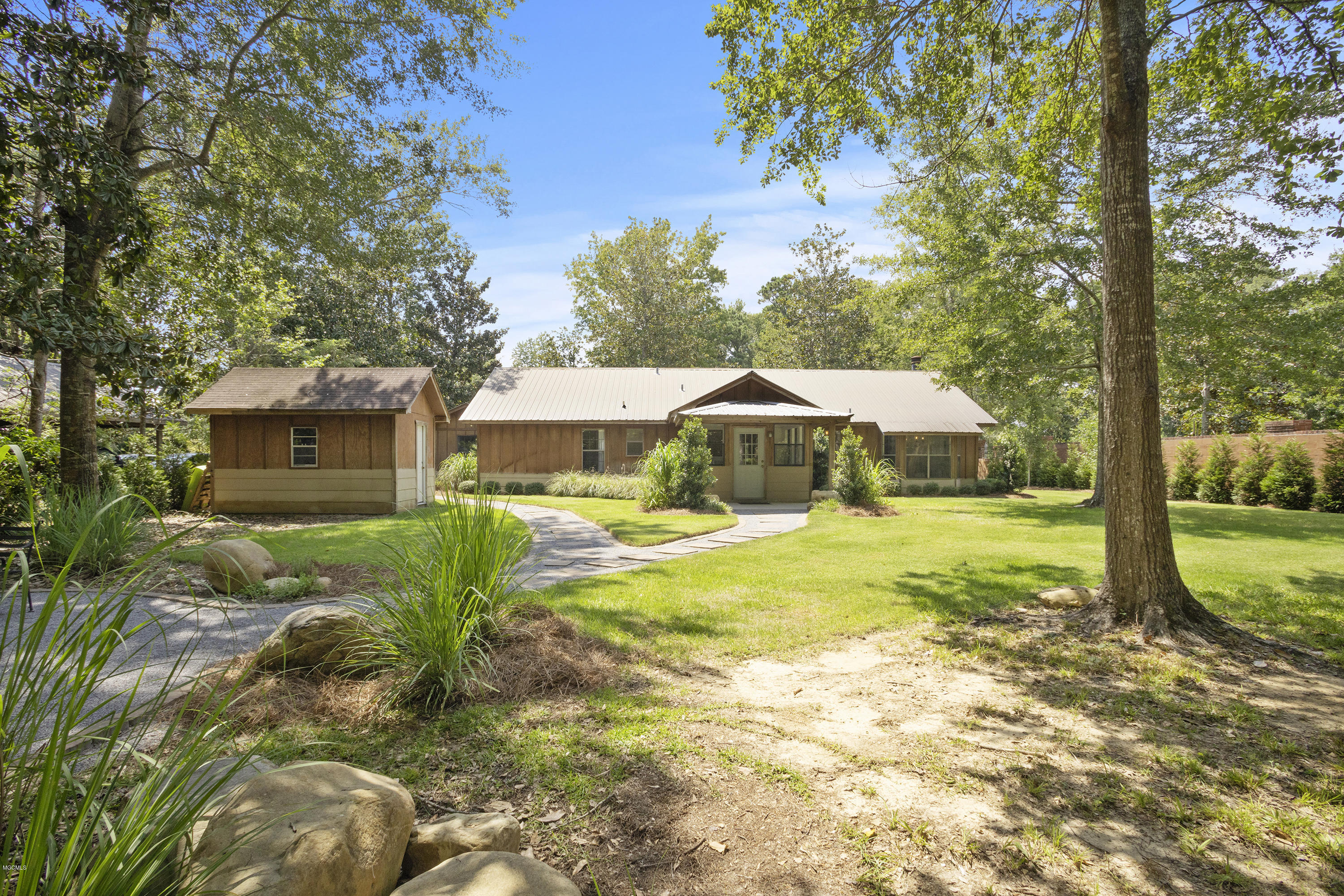 24 Pittman Road Ocean Springs, MS 39564 - Photo 29 of 34 Backyard