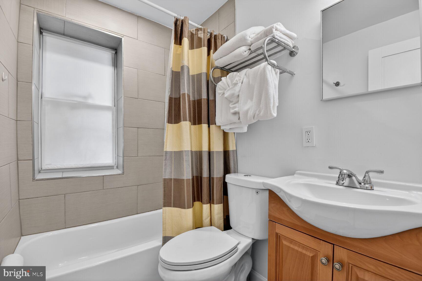 1339 Corcoran Street Northwest, Unit B Washington, DC 20009 - Photo 13 of 16 Bathroom located outside of Bedroom
