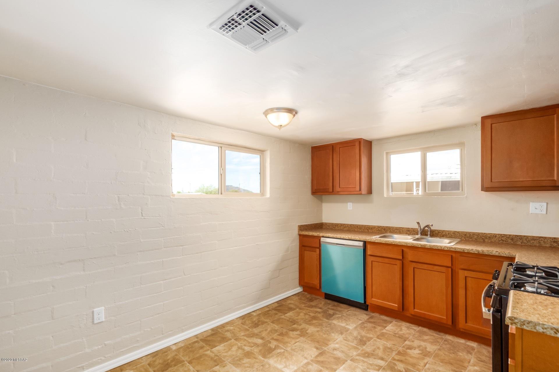 232 West Rillito Street Tucson, AZ 85705 - Photo 8 of 26