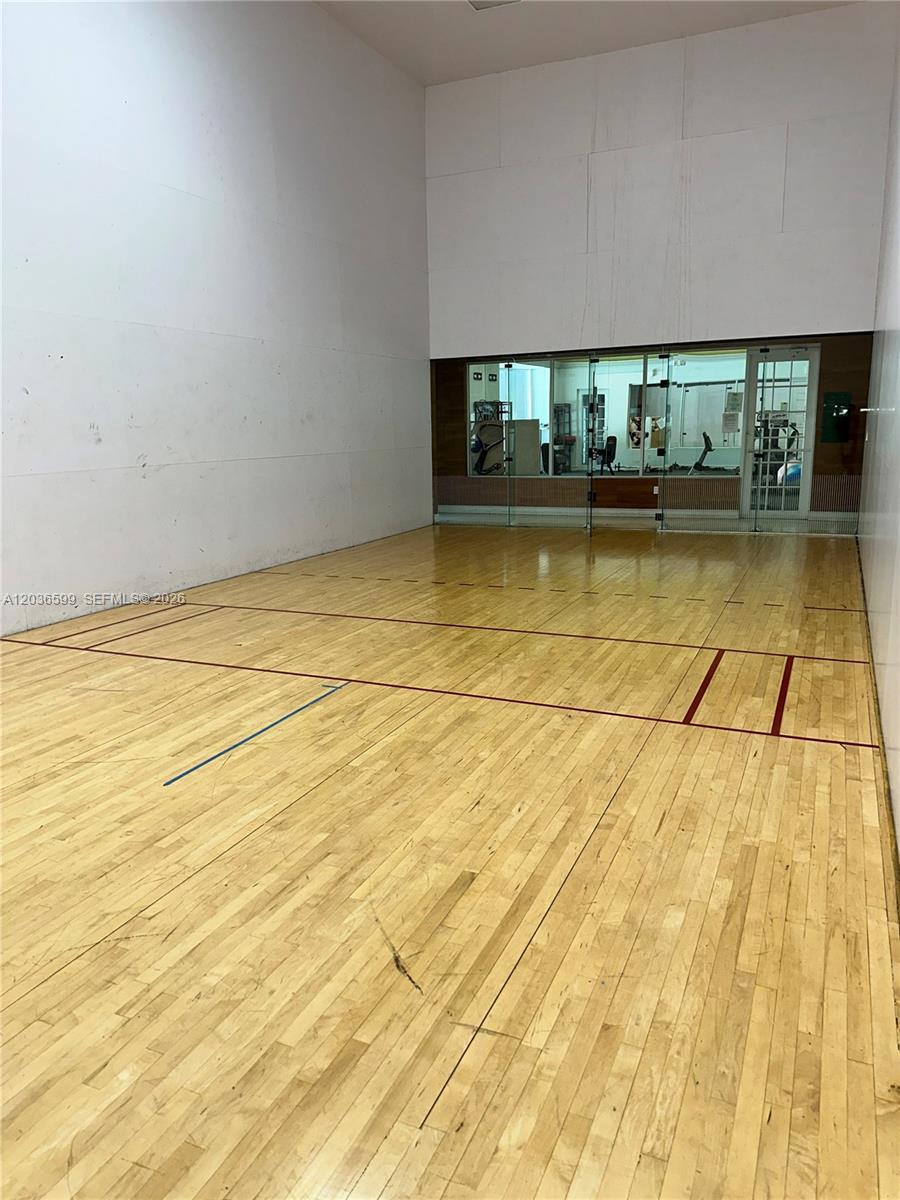 460 South Park Road, Unit 6203 Hollywood, FL 33021 - Photo 24 of 32 RACQUET BALL COURT