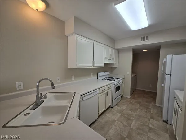 $1,795 | 2804 Crystal Lantern Drive, Henderson, NV 89074