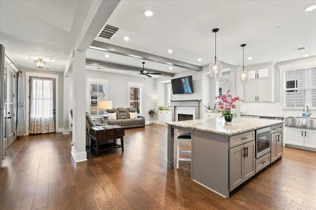 $639,900 | 2090 Greenbrier Lks Boulevard North, Piperton, TN 38017