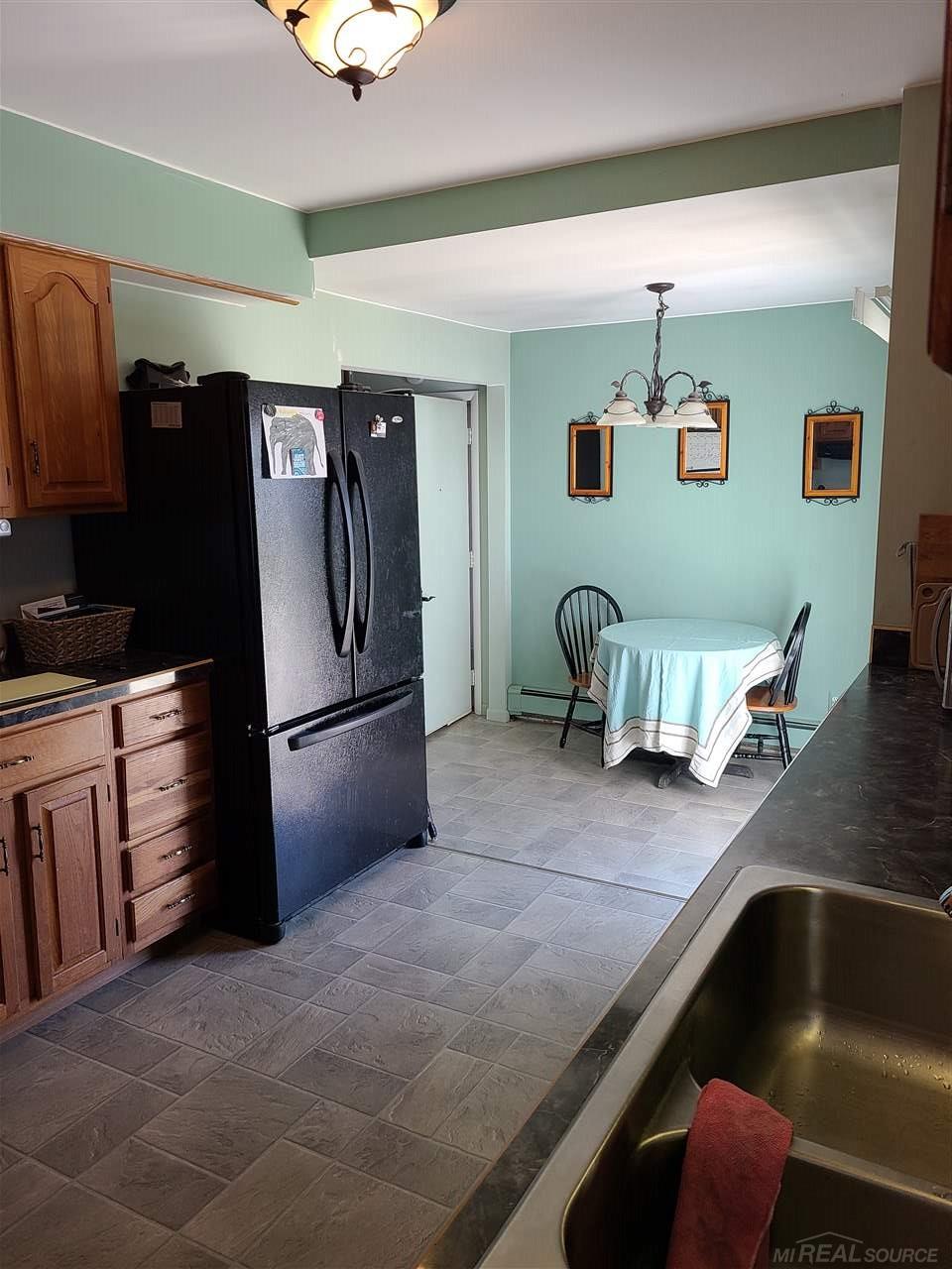 3655 Fargo Road Avoca, MI 48006 - Photo 12 of 27 50037723-11.JPG