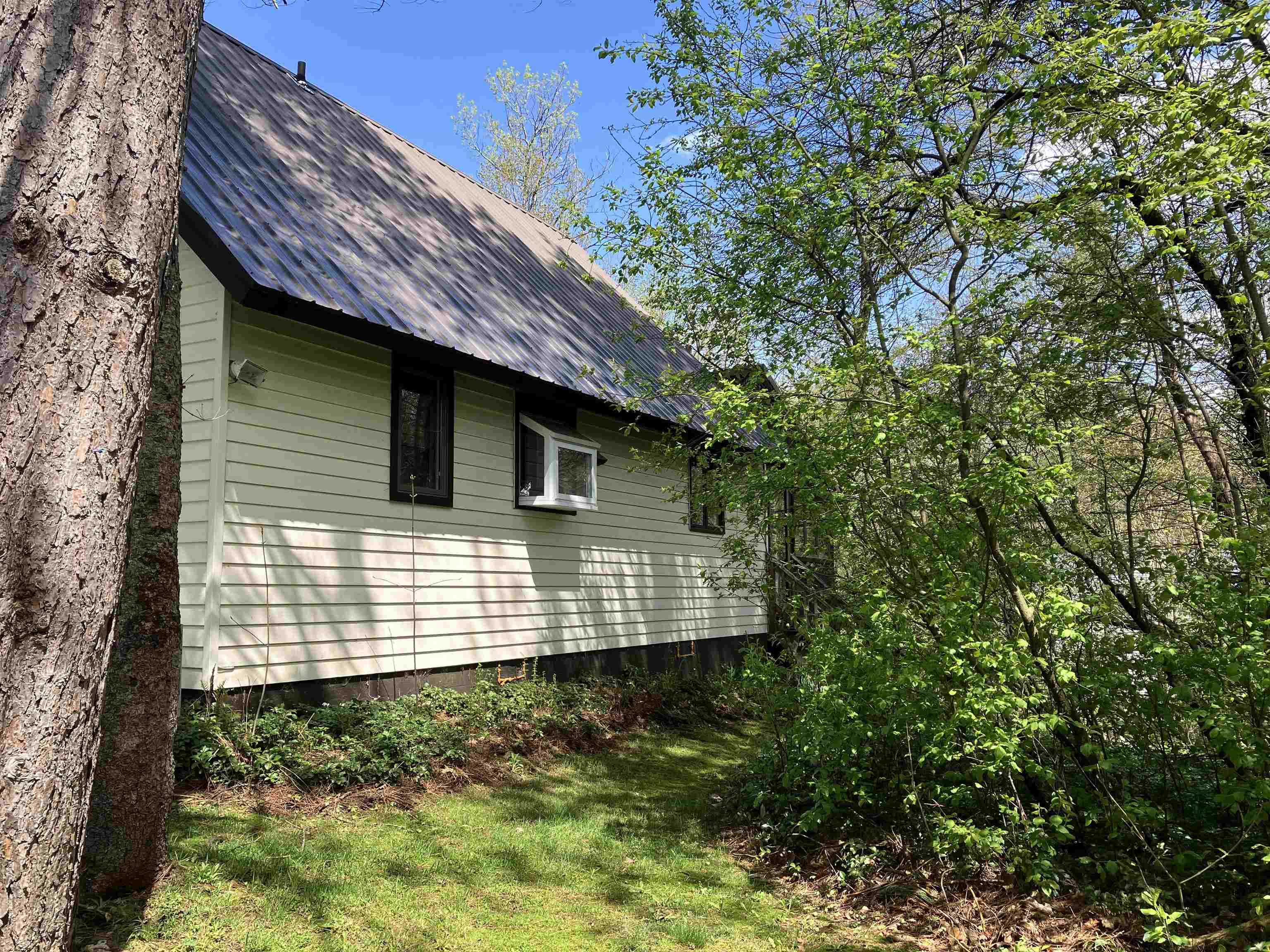 28 Town Farm Road, Unit B 9 Wilmington, VT 05363 - Photo 3 of 60 Gallery Image 3