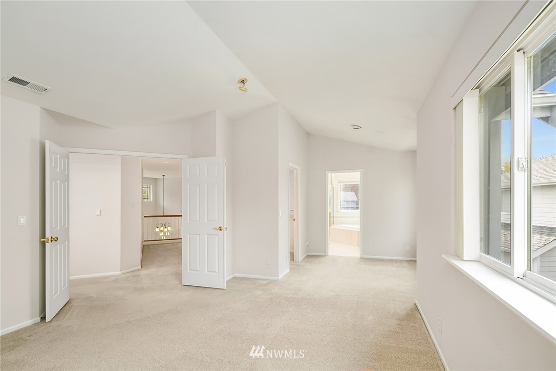 18639 173rd Way Southeast Renton, WA 98058 - Photo 13 of 25 Gallery Image 13