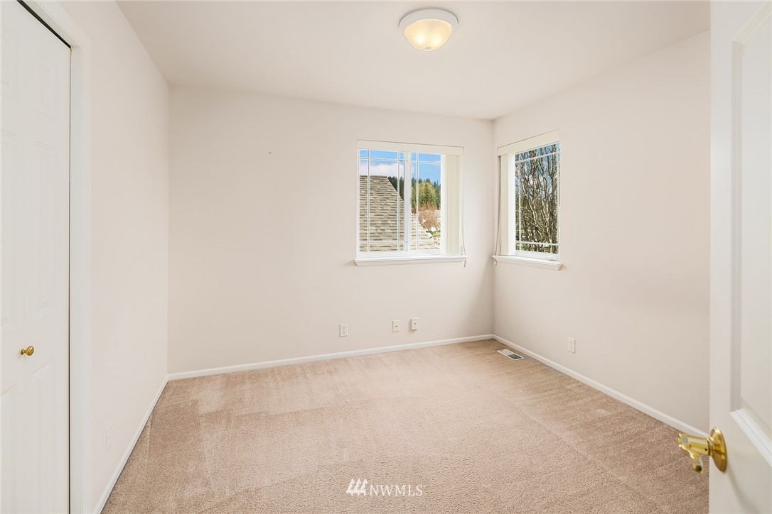 18639 173rd Way Southeast Renton, WA 98058 - Photo 15 of 25 Gallery Image 15
