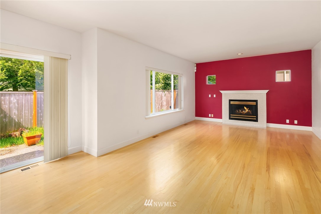 18639 173rd Way Southeast Renton, WA 98058 - Photo 10 of 25 Gallery Image 10