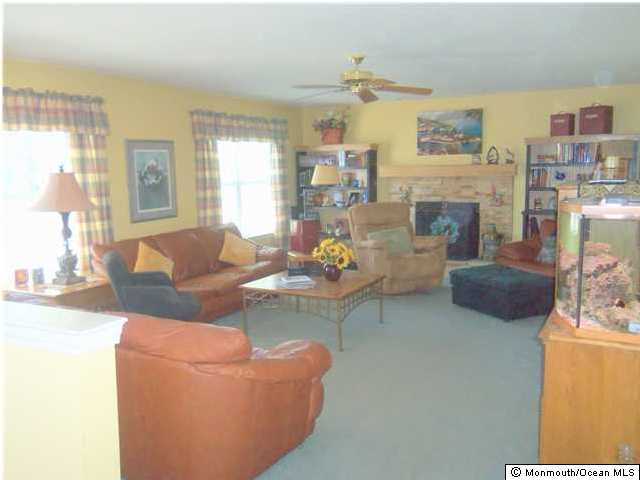 20 East Shenendoah Road Howell, NJ 07731 - Photo 3 of 3 Additional Photo