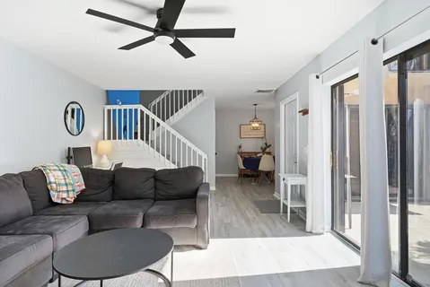 $304,900 | 6818 68th Way, West Palm Beach, FL 33409