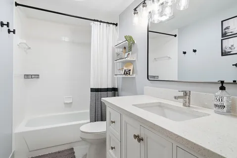 $304,900 | 6818 68th Way, West Palm Beach, FL 33409