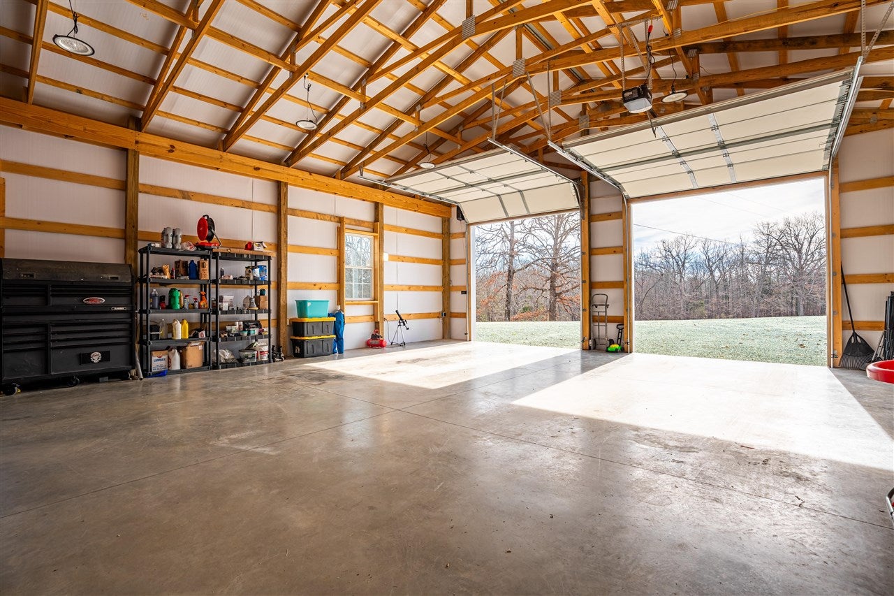296 Dennis Road Russellville, KY 42276 - Photo 11 of 45 Gallery Image 11