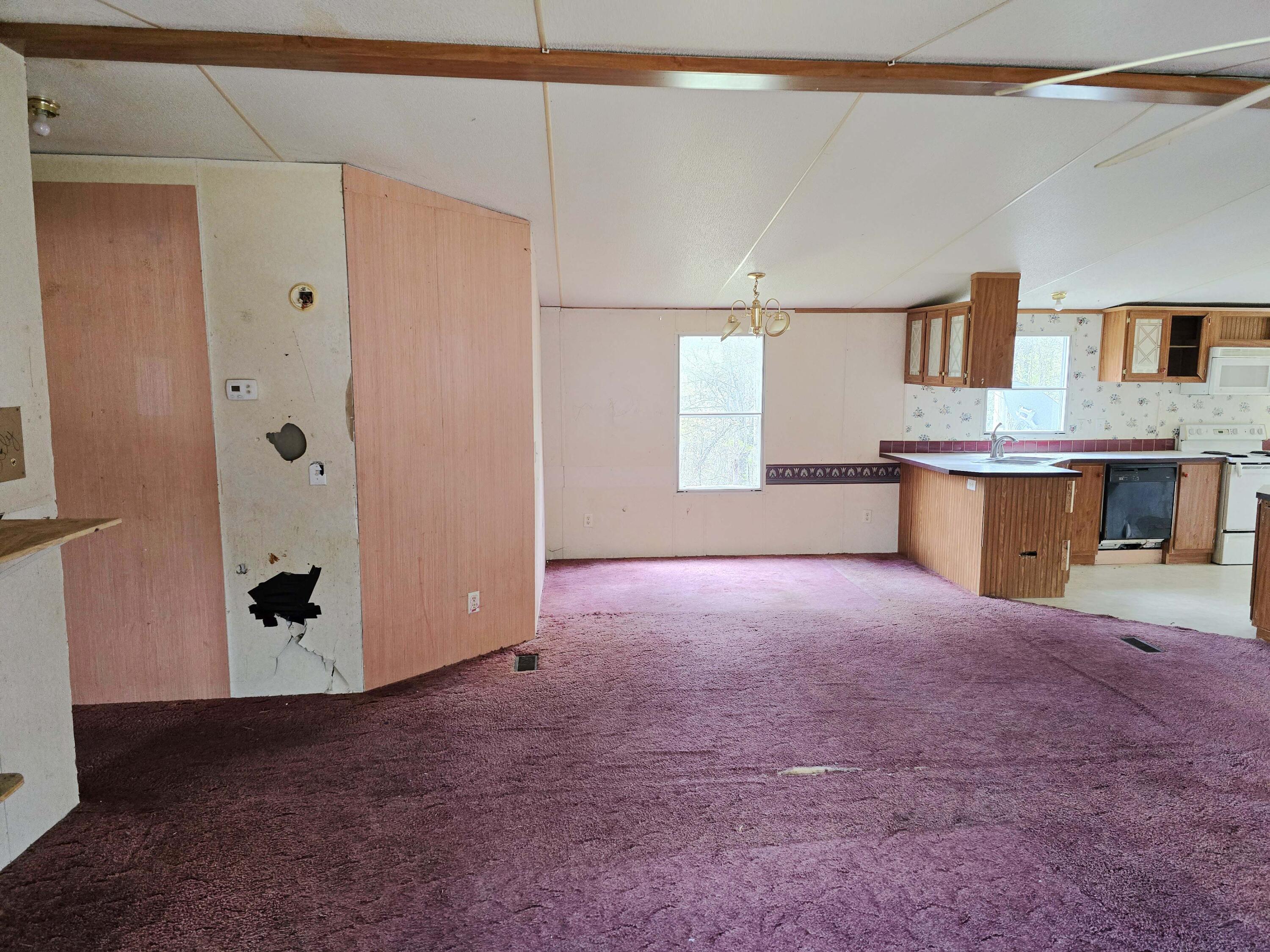 1188 Easter Lane Blue Ridge, VA 24064 - Photo 12 of 33 a view of a room that has window in it