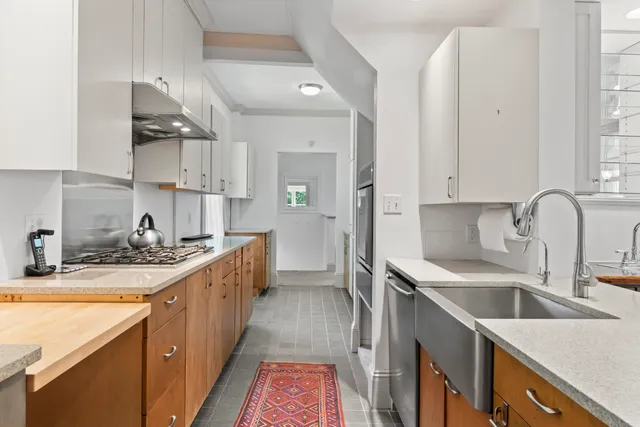 $800,000 | 999 High Street, Bath, ME 04530