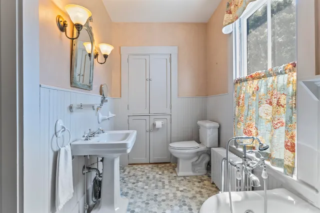 $800,000 | 999 High Street, Bath, ME 04530