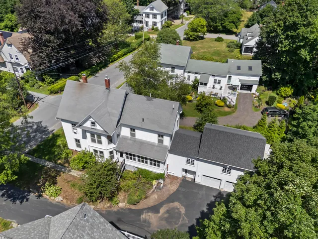 $800,000 | 999 High Street, Bath, ME 04530