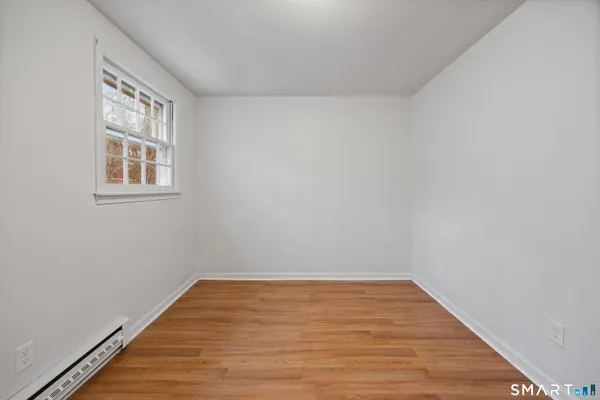 $2,075 | 9 Maple Avenue, Unit B, Canton, CT 06019