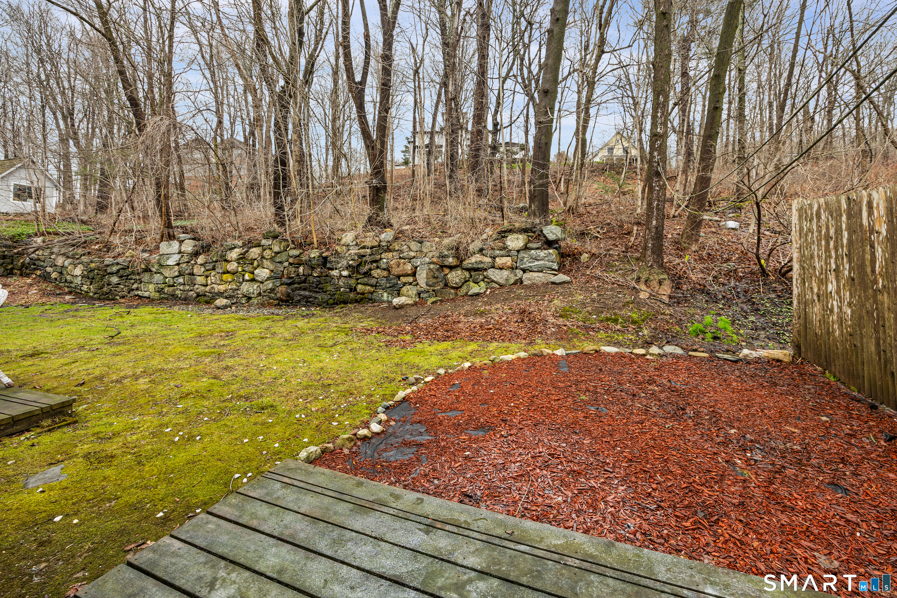 9 Maple Avenue, Unit B Canton, CT 06019 - Photo 17 of 19