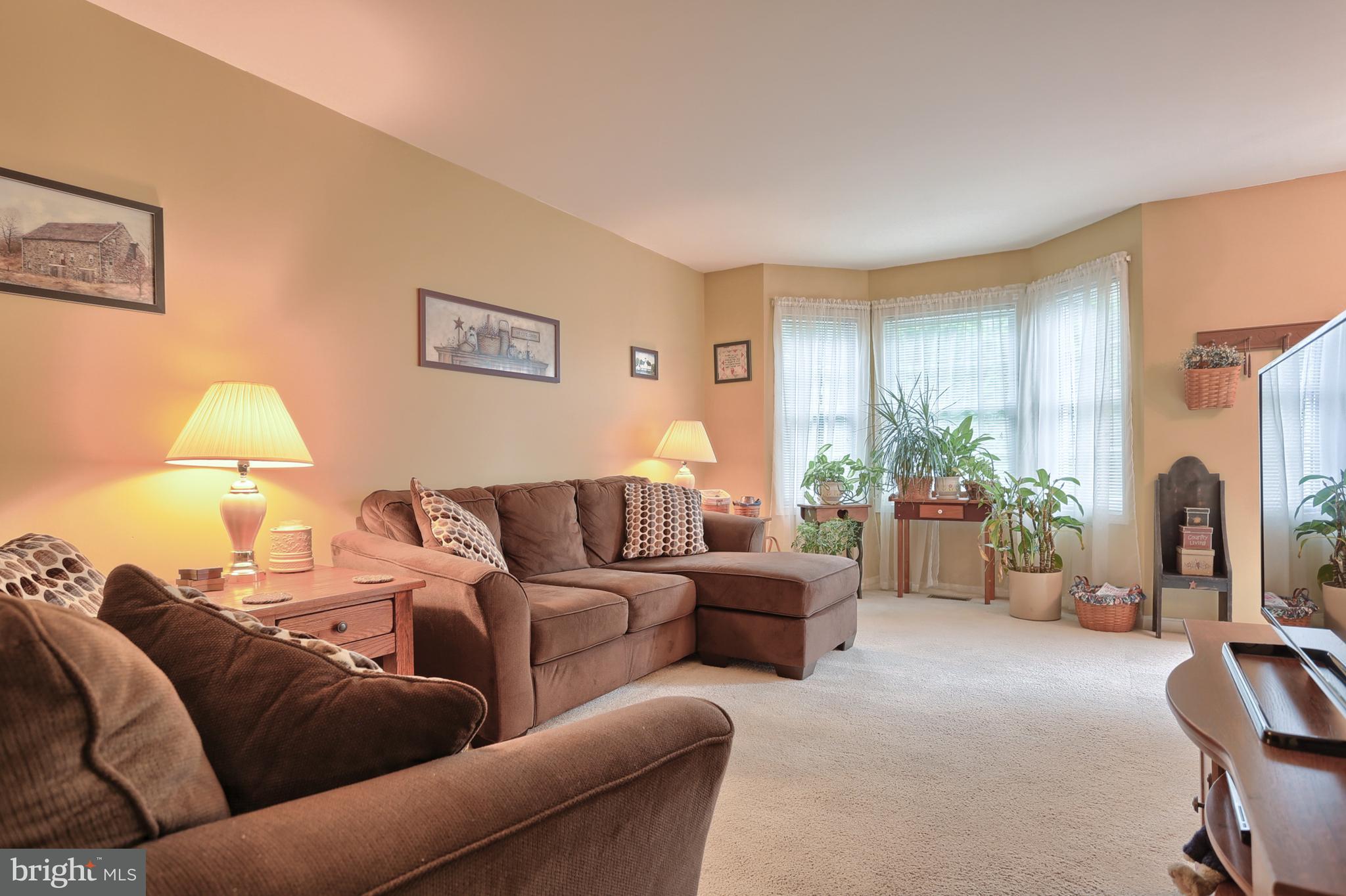 129 Oaklea Road Harrisburg, PA 17110 - Photo 4 of 24 Gallery Image 4