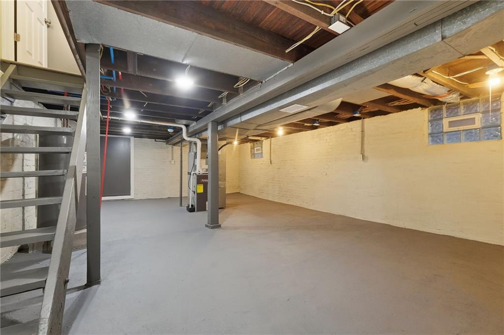 612 Virginia Avenue Rochester, PA 15074 - Photo 29 of 36 a view of empty room with wooden walls
