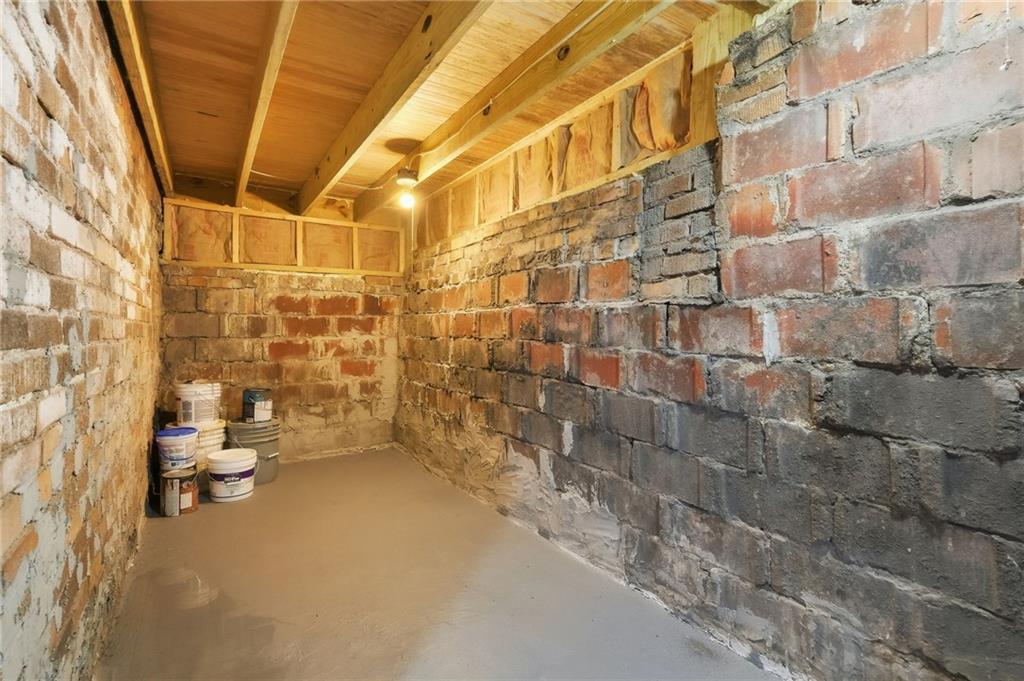 612 Virginia Avenue Rochester, PA 15074 - Photo 31 of 36 a bathroom with a shower