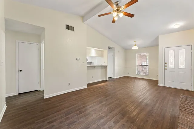 $1,525 | 2518 Howellwood Way, Unit A, Austin, TX 78748