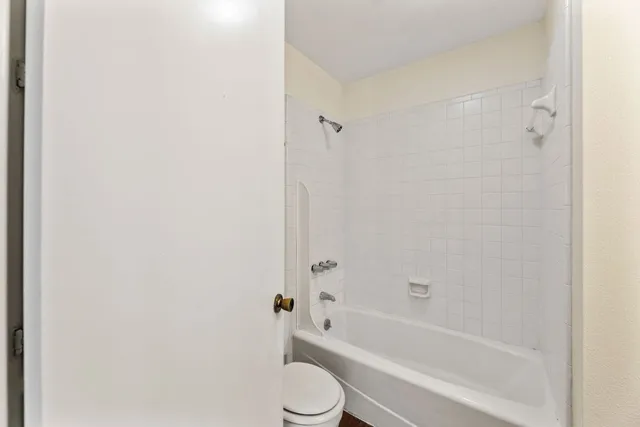 $1,525 | 2518 Howellwood Way, Unit A, Austin, TX 78748