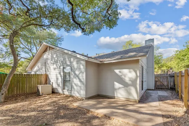 $1,525 | 2518 Howellwood Way, Unit A, Austin, TX 78748