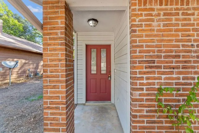 $1,525 | 2518 Howellwood Way, Unit A, Austin, TX 78748