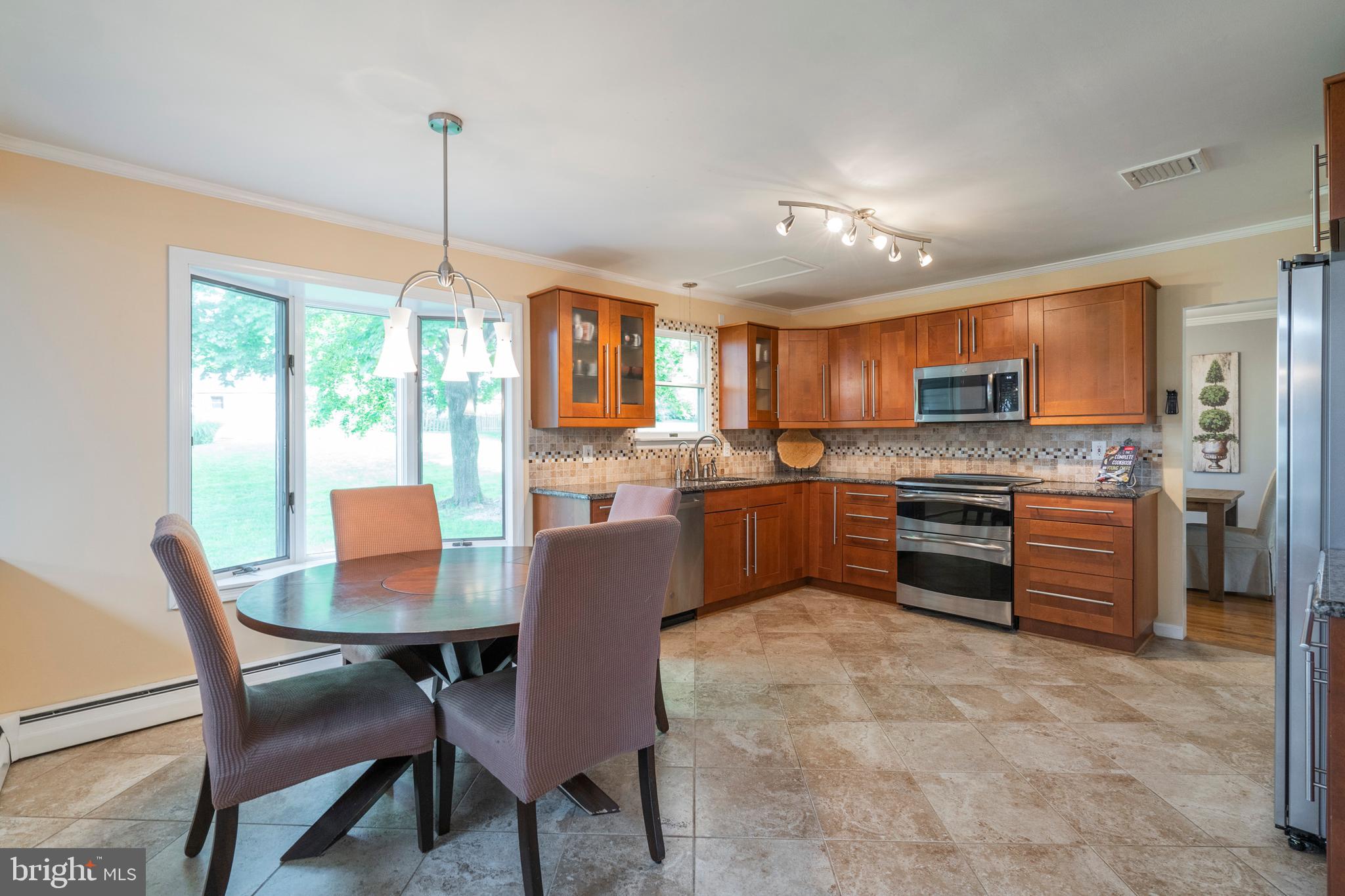509 Highgate Road Norristown, PA 19403 - Photo 21 of 48 Gallery Image 21