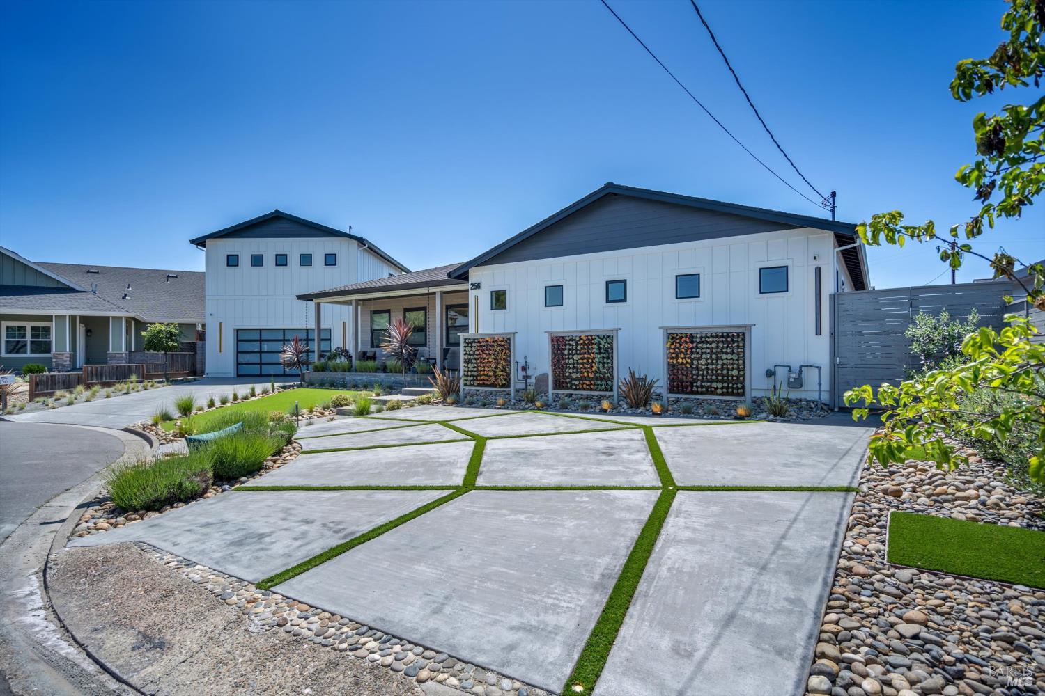 256 North Dover Court Santa Rosa, CA 95403 - Photo 2 of 44
