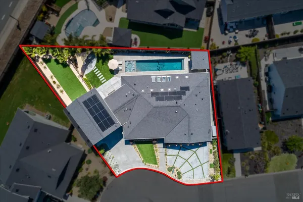 $1,595,000 | 256 North Dover Court, Santa Rosa, CA 95403