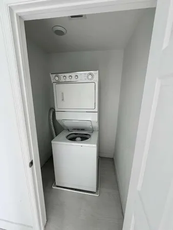 $199,500 | 7516 Northeast 1st Avenue, Unit 302, Miami, FL 33138
