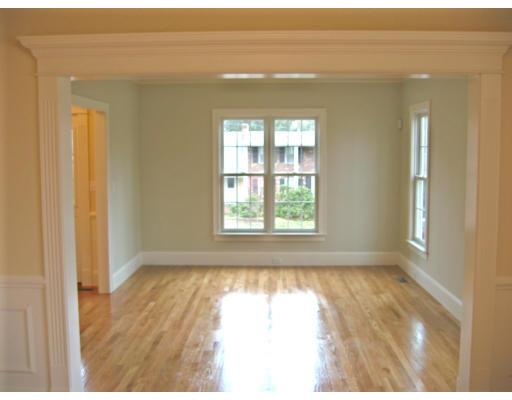 79 Falcon Street Needham, MA 02492 - Photo 4 of 18 Gallery Image 4