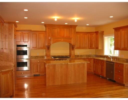 79 Falcon Street Needham, MA 02492 - Photo 5 of 18 Gallery Image 5