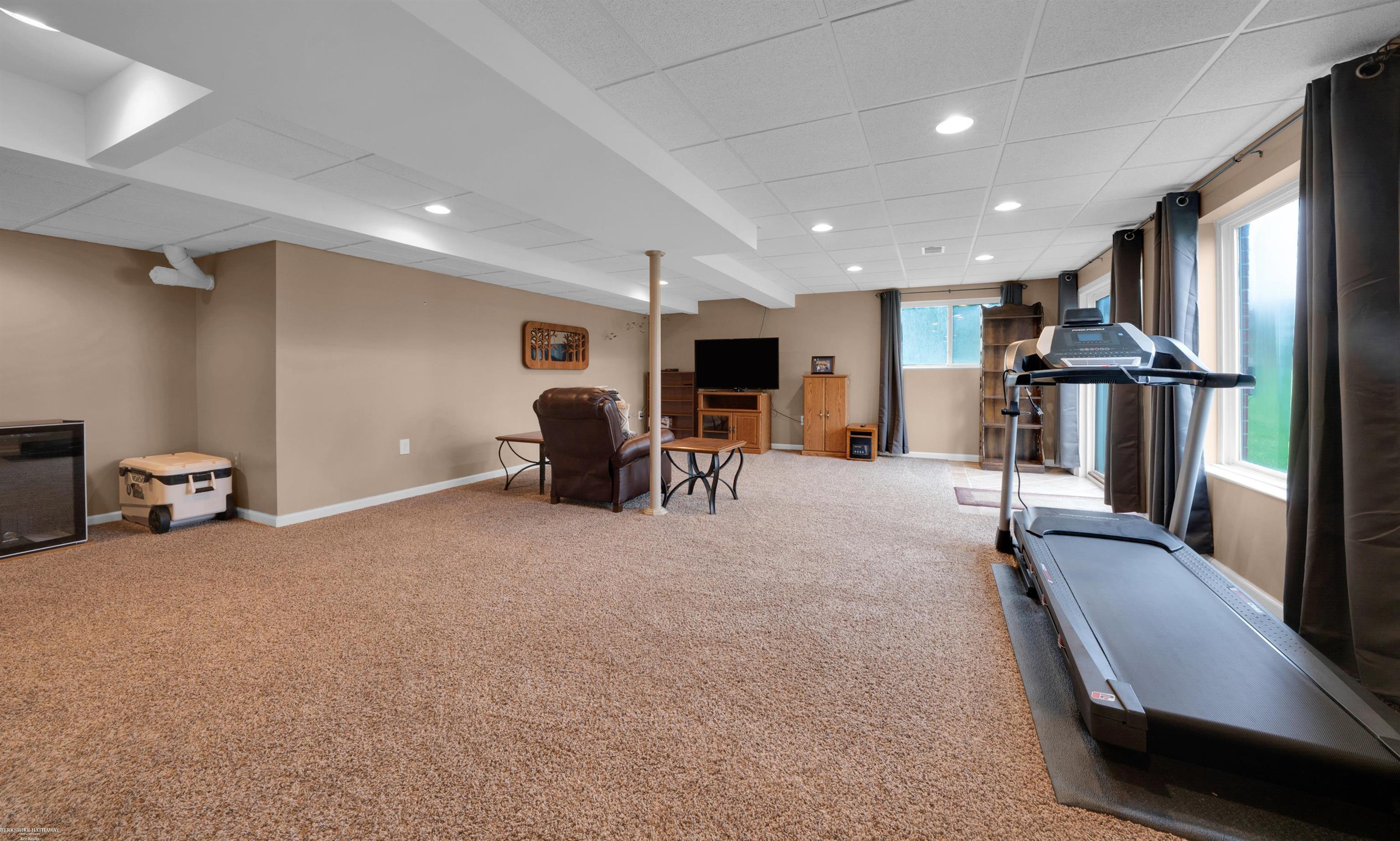 72608 Oxal Point Romeo, MI 48065 - Photo 42 of 56
