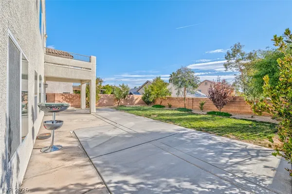 $2,400 | 1539 Laguna Palms Avenue, North Las Vegas, NV 89031