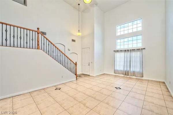 $2,400 | 1539 Laguna Palms Avenue, North Las Vegas, NV 89031