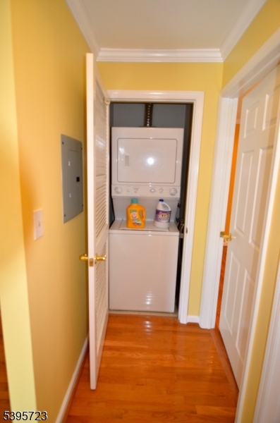 45 Crestview Lane Mount Arlington, NJ 07856 - Photo 11 of 11 a view of a hallway with wooden floor and entryway