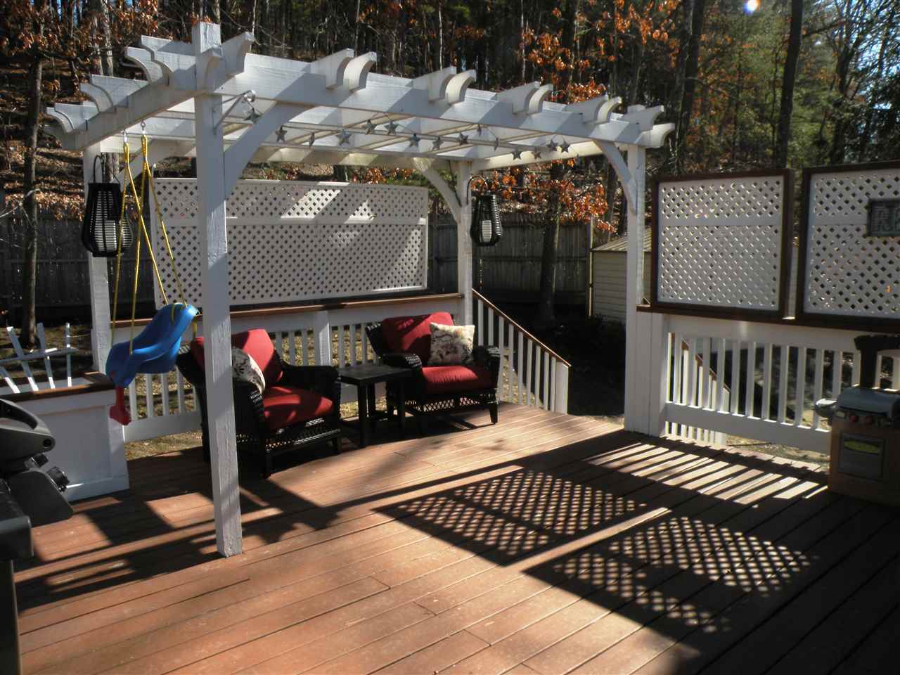 17 Wayne Street Hudson, NH 03051 - Photo 19 of 26