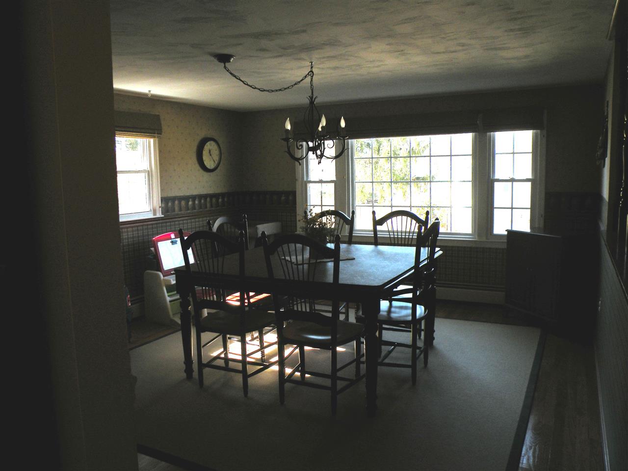 17 Wayne Street Hudson, NH 03051 - Photo 6 of 26