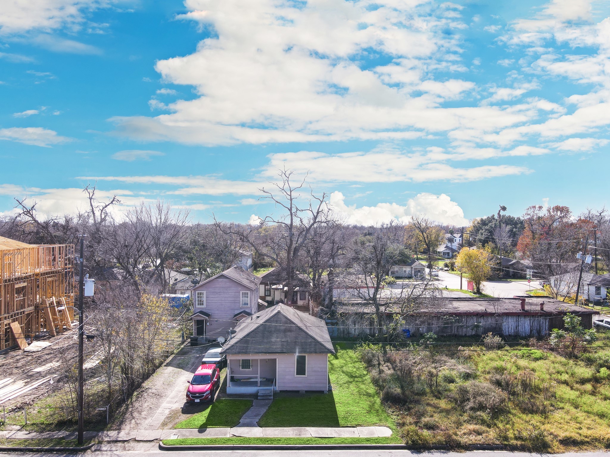 3230 Bremond Street Houston, TX 77004 - Photo 2 of 10 a picture of houses with city view