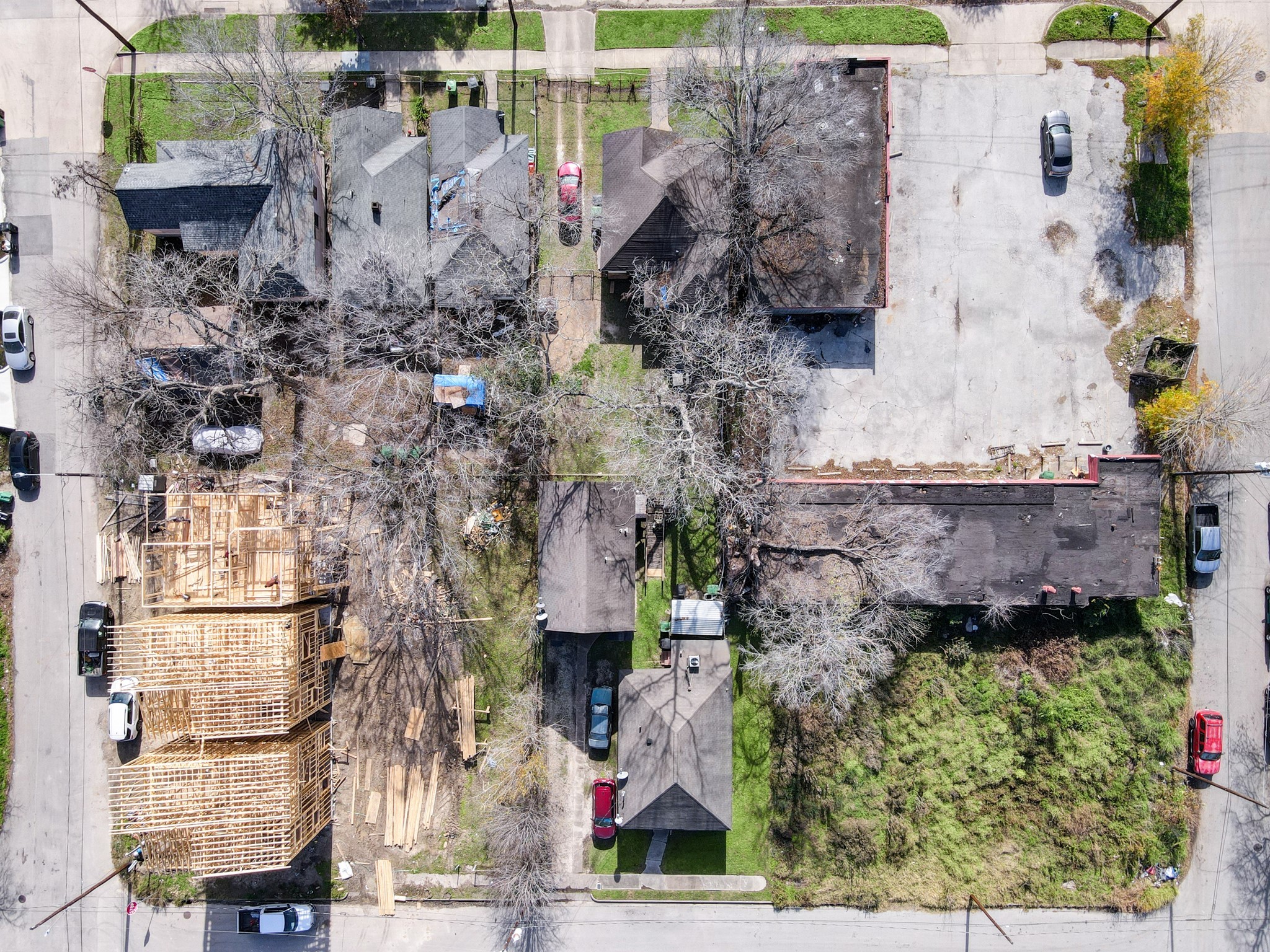 3230 Bremond Street Houston, TX 77004 - Photo 7 of 10 an aerial view of waterside residential houses