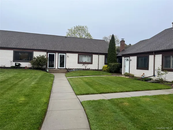 $289,990 | 50 Gauguin Court, Unit 50, Middle Island, NY 11953
