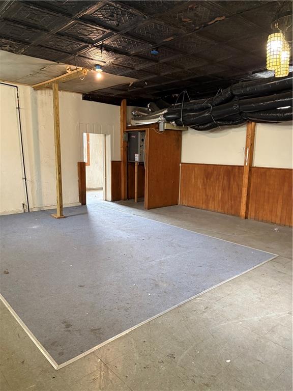 1513 Duss Avenue, Unit 1 Ambridge, PA 15003 - Photo 9 of 12 a view of empty room