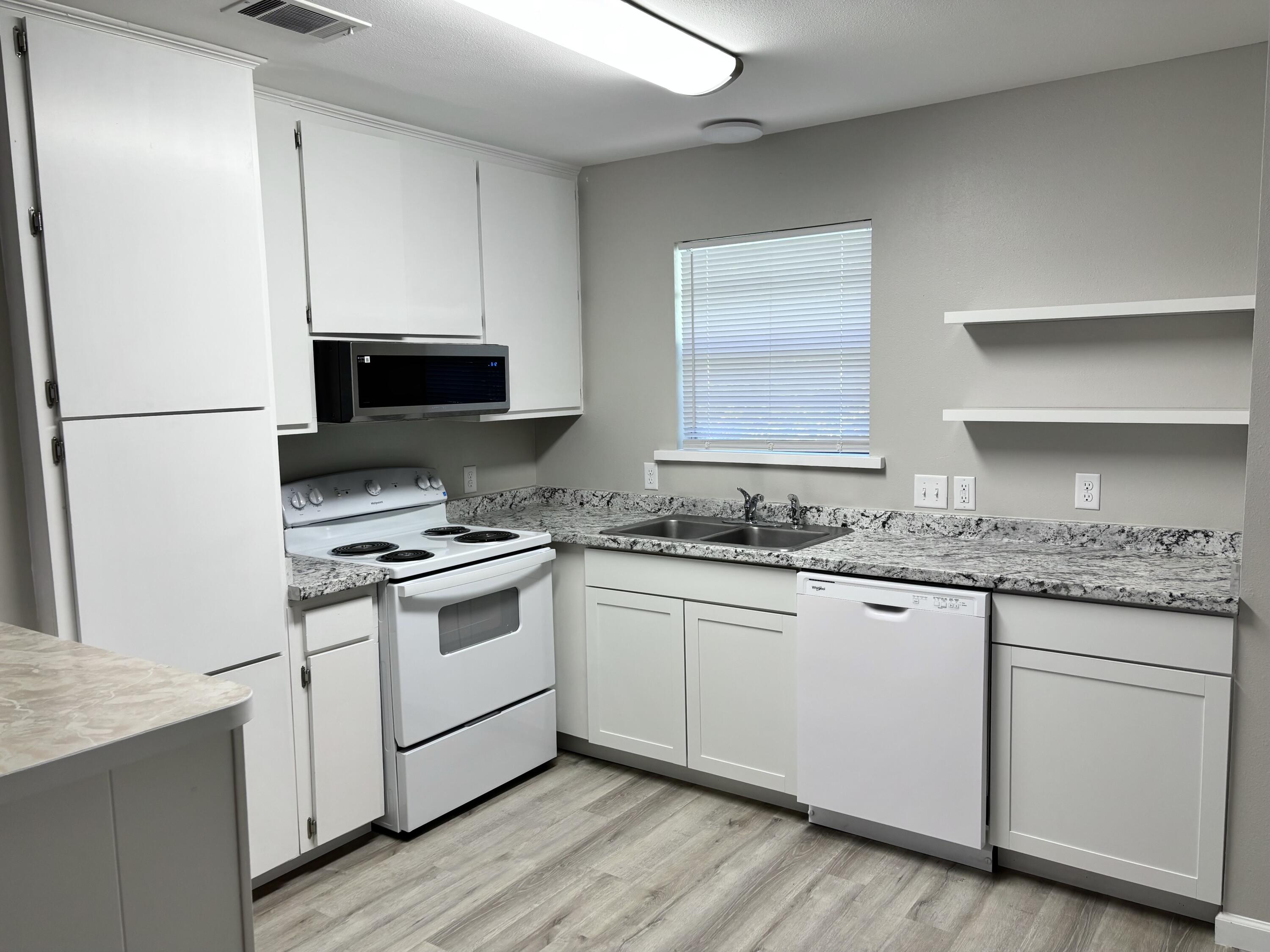 340 Calhoun Avenue Destin, FL 32541 - Photo 3 of 10 340 Calhoun Avenue