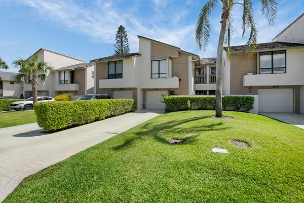 $567,500 | 22922 Ironwedge Drive, Boca Raton, FL 33433